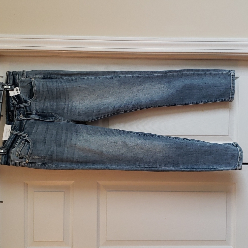 Judy Blue, size 11 light wash skinny jeans, NWT